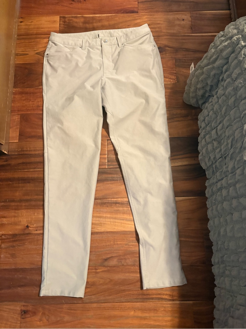 Lululemon ABC 5 Pocket Pants Men’s 34x29 Light gray Khaki Utilitech (950)